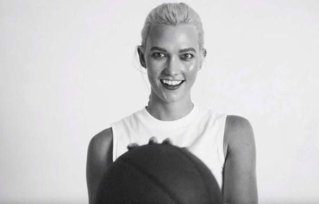 Karlie Kloss – LOVE ADVENT 2017 Calendar